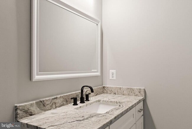 Building Photo - 9541 Center St