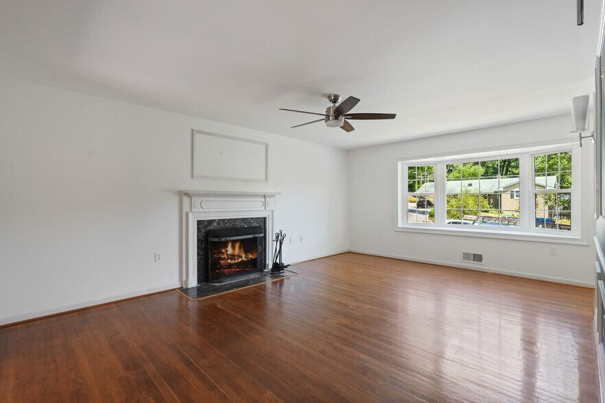 Building Photo - 9404 Limestone Pl