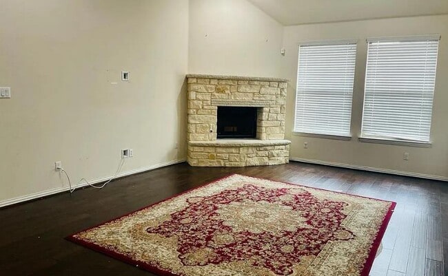 Building Photo - 616 Garner Park Dr