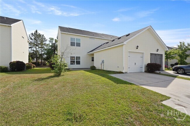Building Photo - 606 Trellis Square