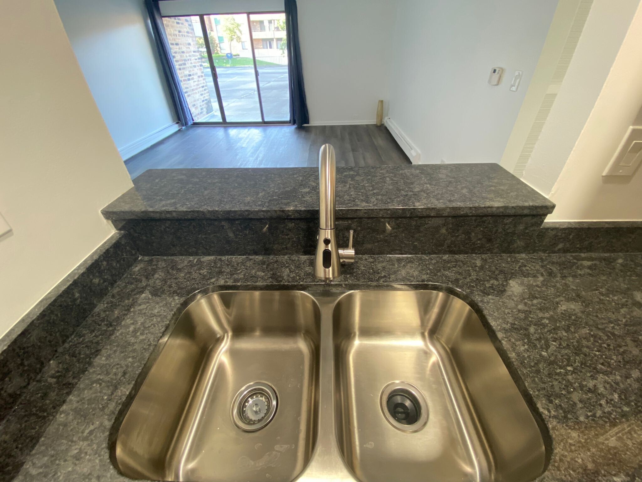 Building Photo - 1919 Prairie Sq