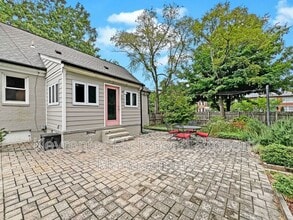 Building Photo - 1201 Rennie Ave