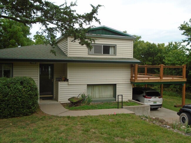 Primary Photo - 5514 Tuttle Cove Rd