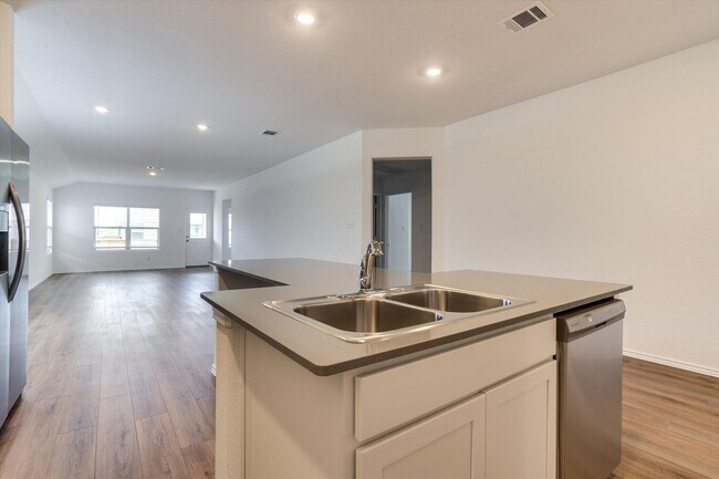 Building Photo - 131 Tofalla