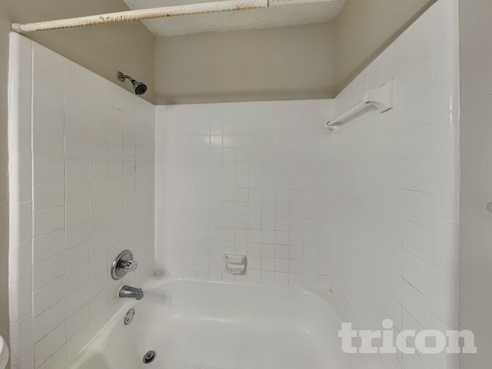 Building Photo - 1506 Briarpath Ln