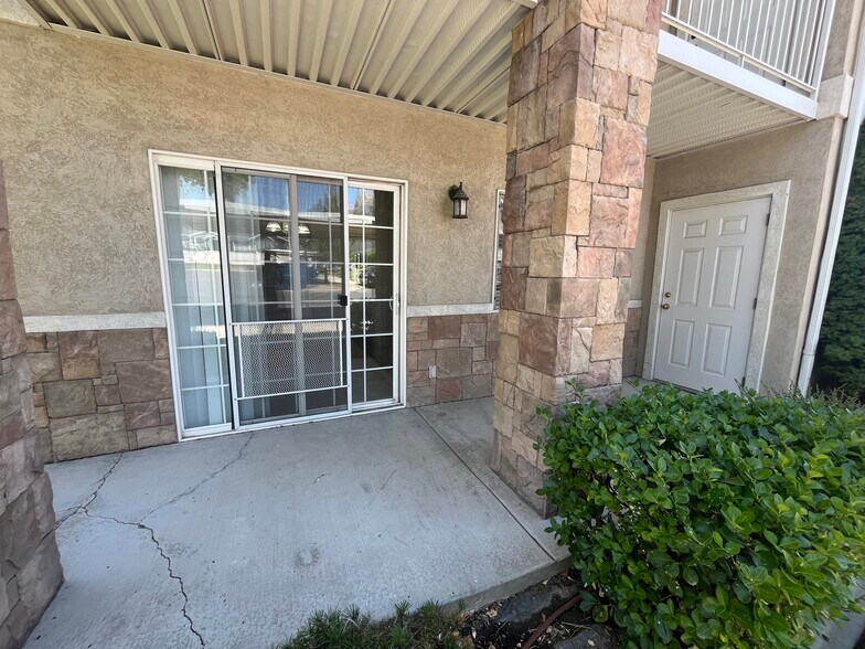 Patio - 1071 W 1360 S