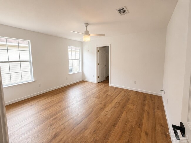 Building Photo - 315 Mirabelle Dr