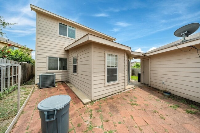 Building Photo - 7502 Autumn Sun Dr