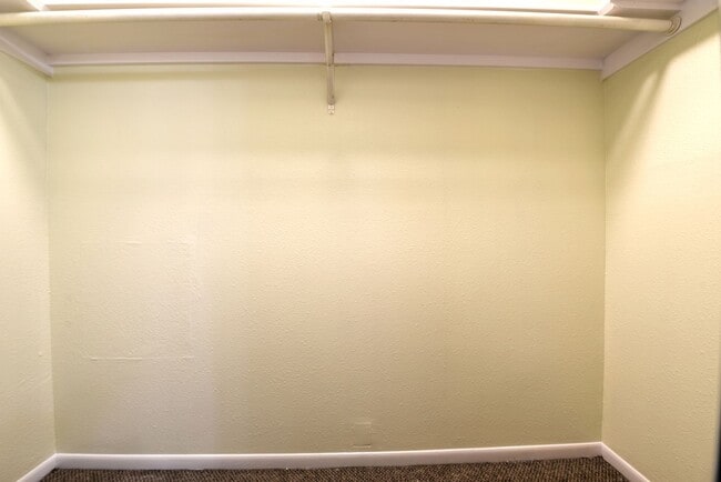 Building Photo - 3410 Ridge Ash