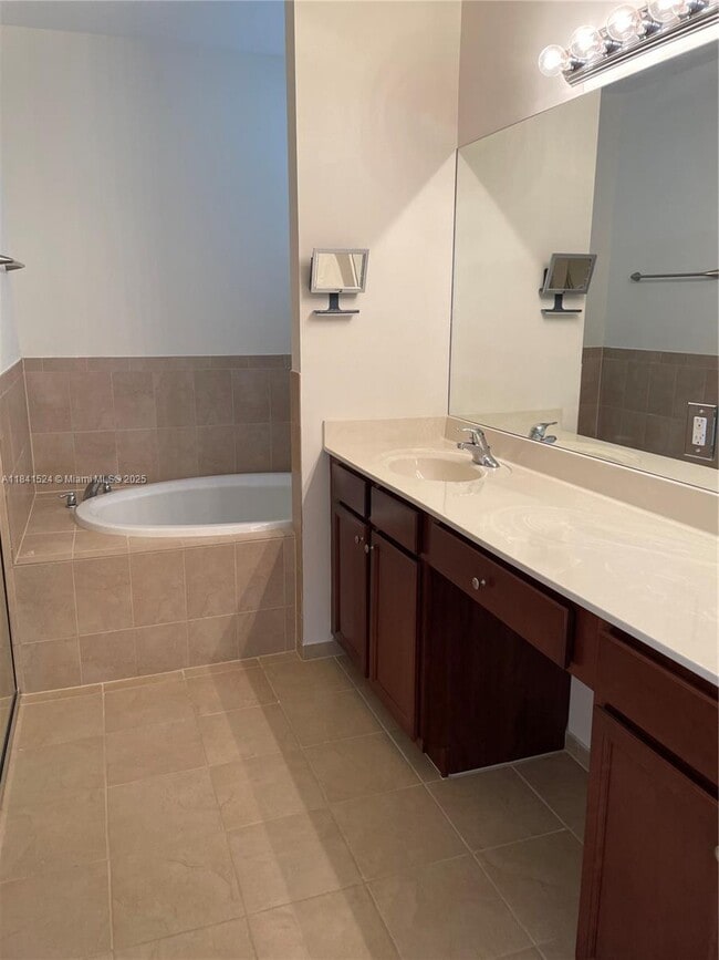 Building Photo - 15340 SW 176th Ln