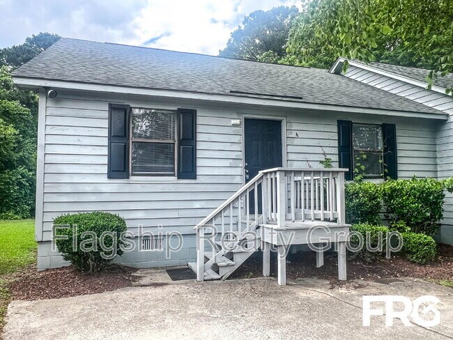 Primary Photo - 205 Wyndham Cir
