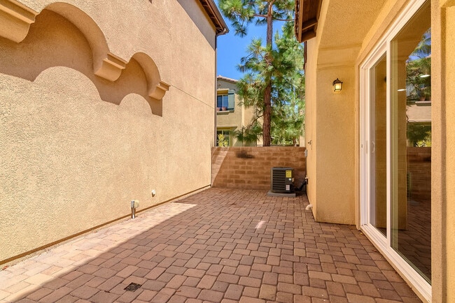 Building Photo - 3558 Summit Trail Ct