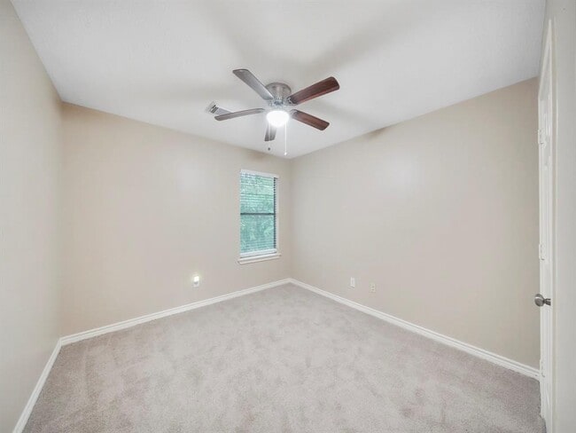 Building Photo - 167 Anise Tree Pl
