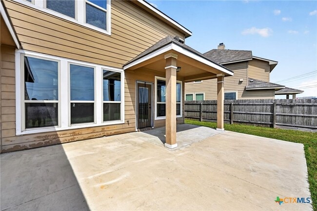 Building Photo - 7905 Northgate Lp