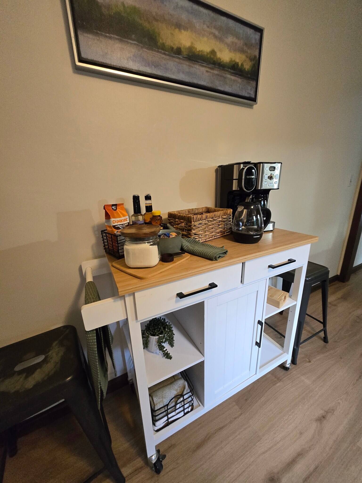 Building Photo - 1632 S Sycamore Ct