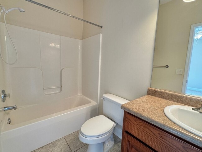 Building Photo - COMING LATE FEBRUARY 2026! (Pet Friendly)