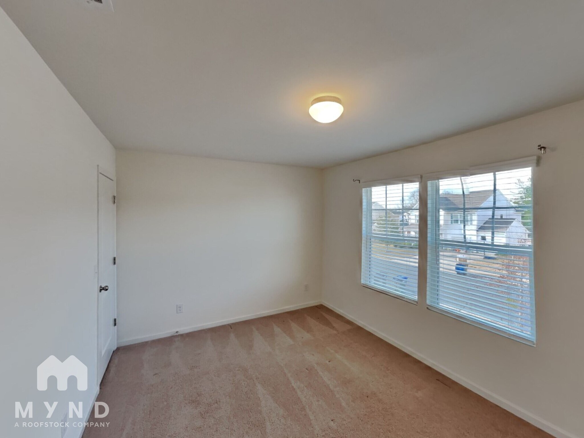 Building Photo - 2015 Creeks Landing Dr