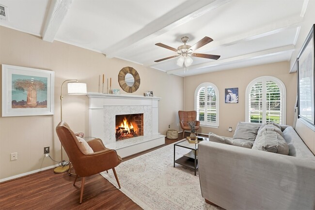 Building Photo - 2234 Willow Point Dr