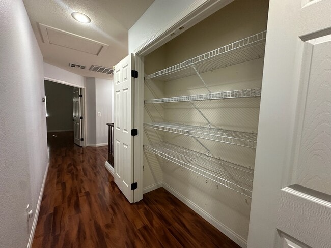 Building Photo - 7944 Quail Harbor St