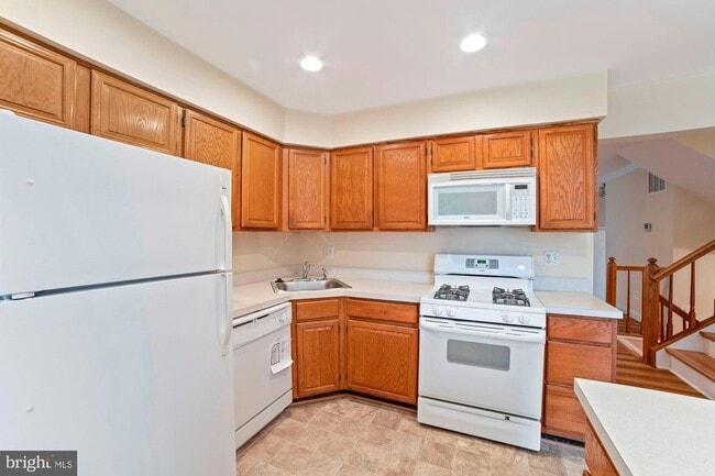 Building Photo - 6138 Joust Ln