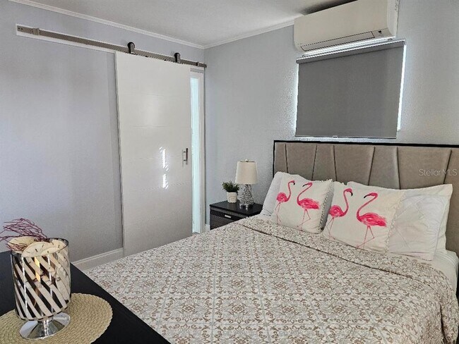 Building Photo - 125 110th Ave