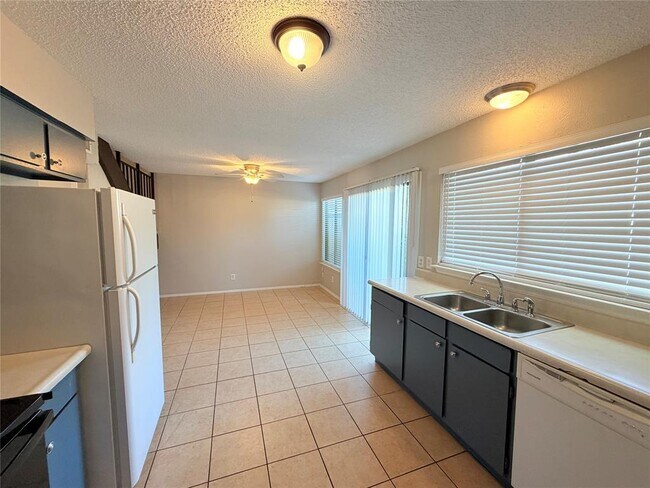 Building Photo - 9626 Covey Ridge Ln