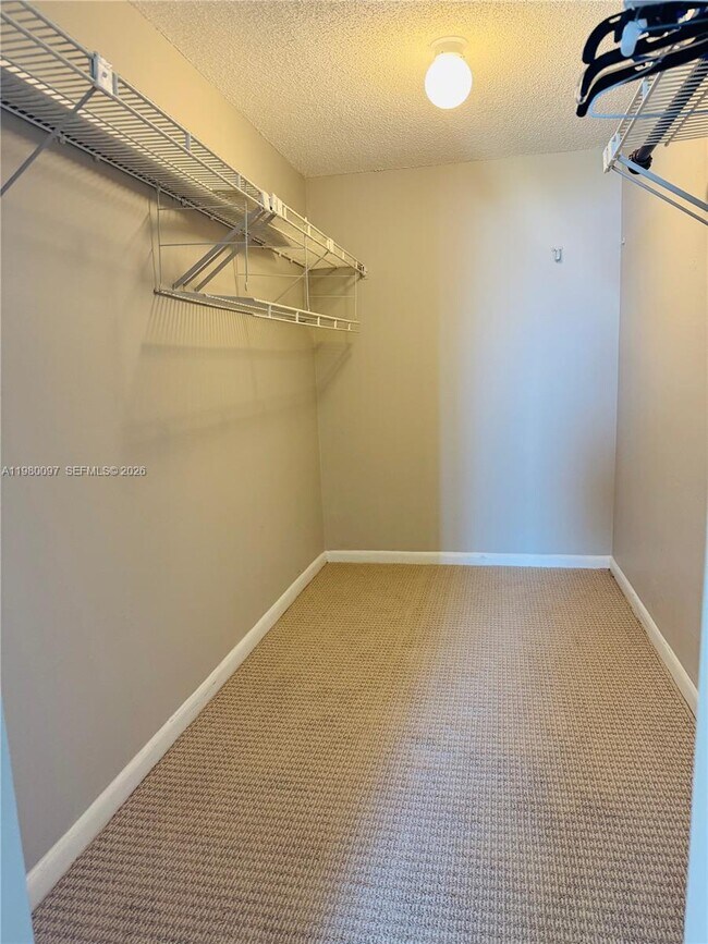 Building Photo - 13499 Biscayne Blvd