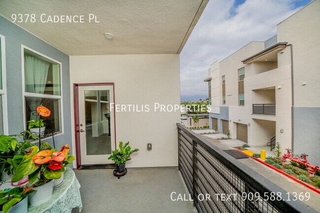 Building Photo - 9378 Cadence Pl