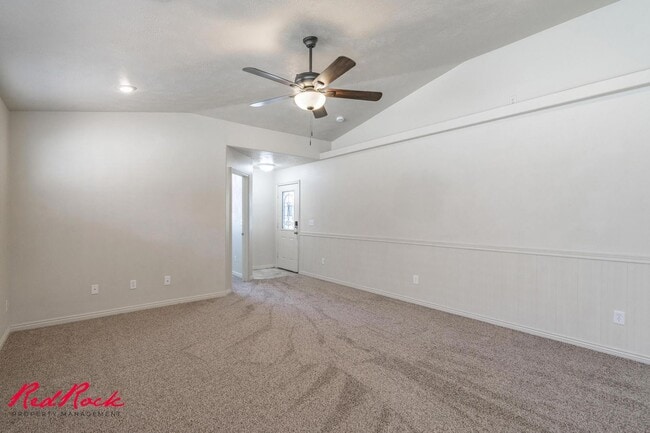 Building Photo - Fresh Carpet! Spacious 5-Bedroom Townhome