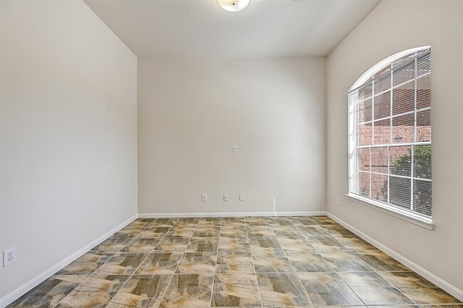 Building Photo - 16814 Tower Ridge