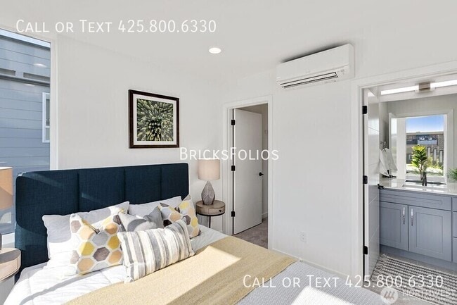 Building Photo - 5518 11th Ave NW