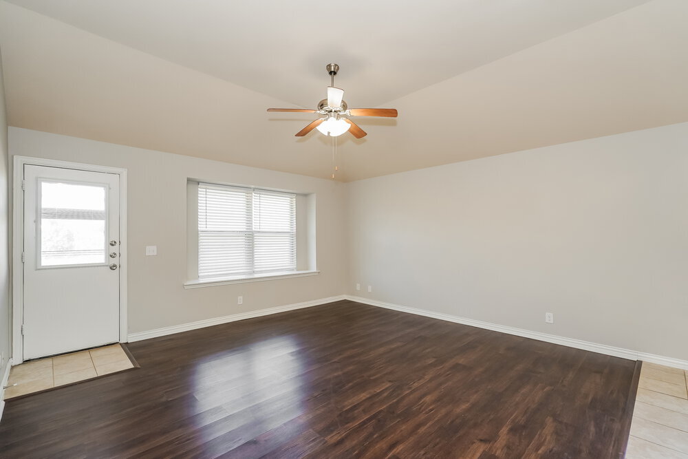 Building Photo - 4933 Lemon Grove Dr