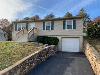 Primary Photo - 5467 Winterset Dr