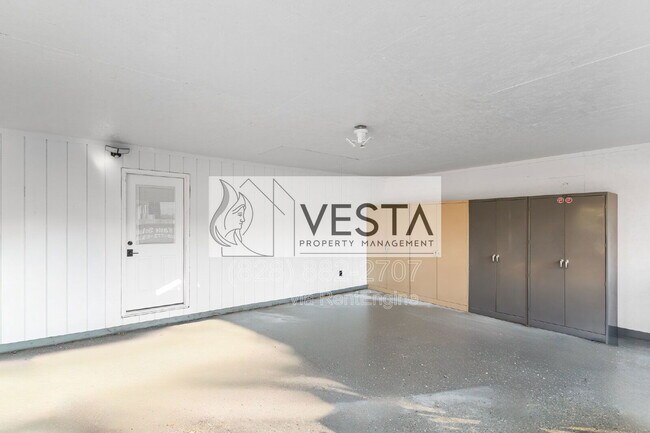 Building Photo - 23 Norman Rd