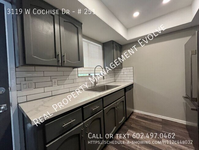 Building Photo - 3119 W Cochise Dr