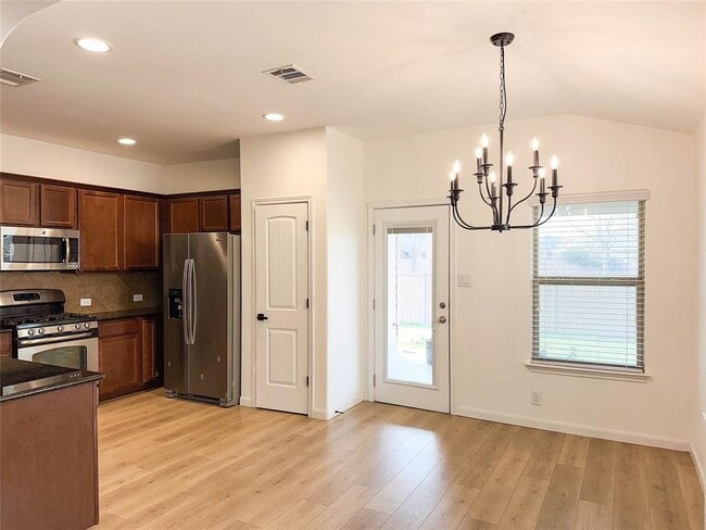 Building Photo - 1437 April Meadows Loop