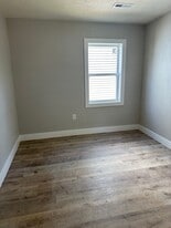 Building Photo - 451 W Lombard St