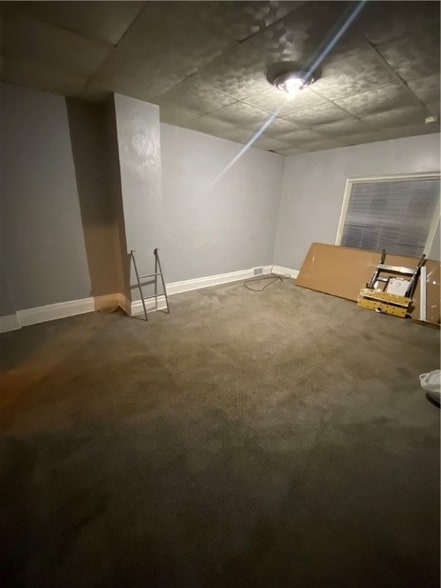 Building Photo - 813 Dohrman St
