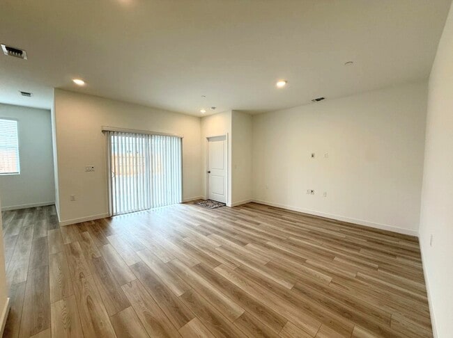 Building Photo - 4623 Sami Jo Dr