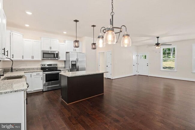 Building Photo - 12407 Sickles Ln