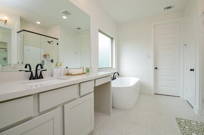 Building Photo - 10574 Cecilia Star Ln