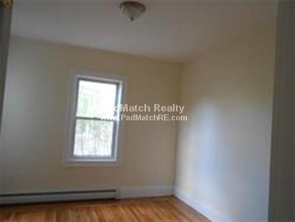 Building Photo - WICKED CHEAP TWO FLOORS LAUNDRY IN BUILDING!