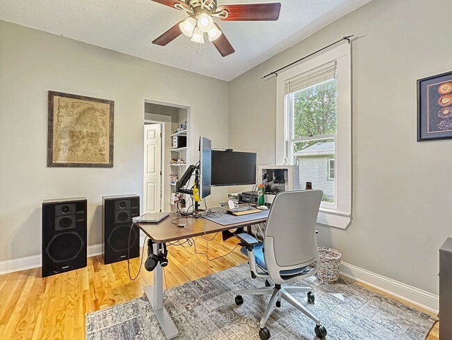 Building Photo - 4101 38th Ave S