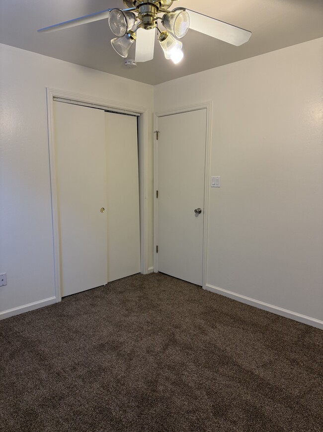 Building Photo - 279 Bighorn Meadow Dr