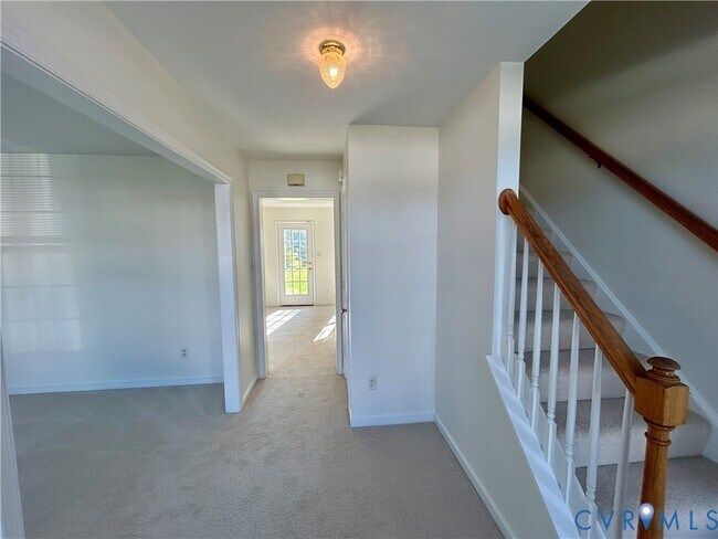 Building Photo - 5429 Stone Ln