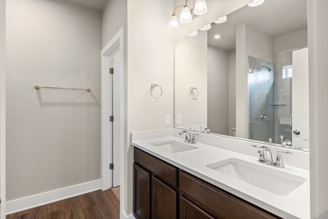 Building Photo - Modern Comfort Meets Style in Hartrick Ranch