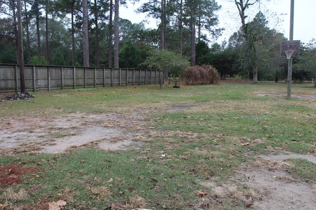 Building Photo - 135 Miller St NW