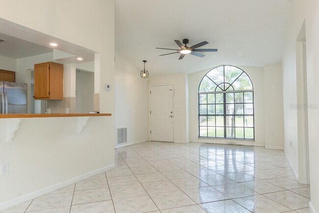 Building Photo - 2254 Matthew Cir