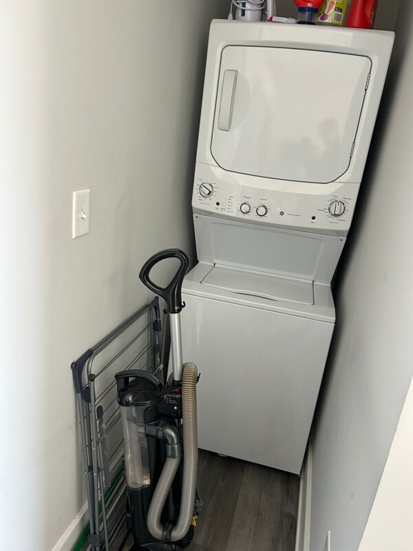 Building Photo - 1837 Winn Aly