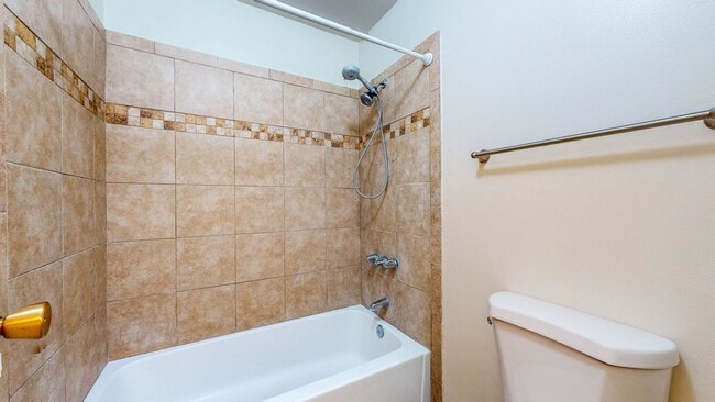 Building Photo - 562 Santa Alicia Dr